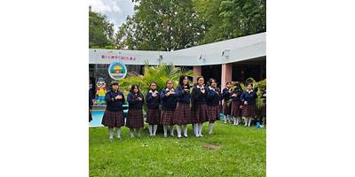ESCUELA  OFICIAL  DE PÁRVULOS
