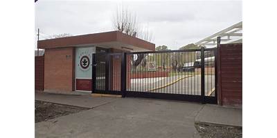 INST. COLINA DE ROBLE