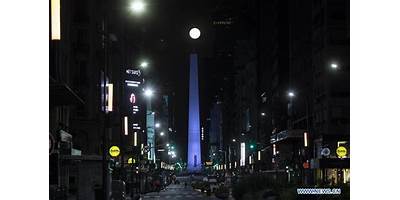 NUEVE LUNAS