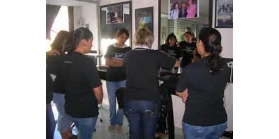 ACADEMIA DE BELLEZA GLAMOUR