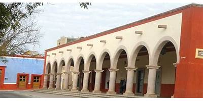 CENTRO DE ESTUDIOS COMPUTACIONALES DE PINOS