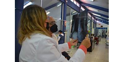 ESCUELA EN SERVICIOS DE BELLEZA D'FERDANDI