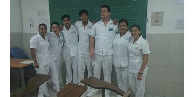 ESCUELA DE ENFERMERIA MONTERREY