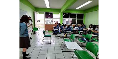 ESCUELA PREPARATORIA OFICIAL NÚM. 215