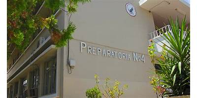 PREPARATORIA NUM. 4 U.A.N.L.