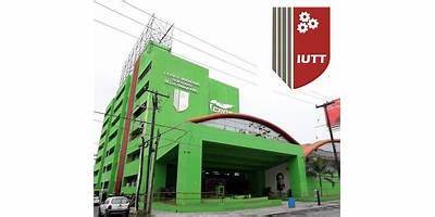 UNIVERSIDAD SOCIAL IUTT