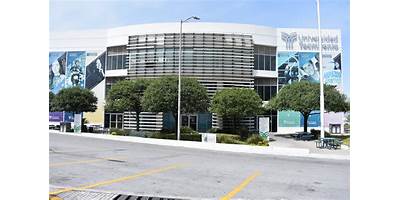 UNIVERSIDAD TEC MILENIO CUMBRES