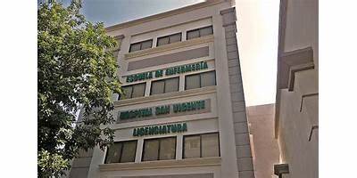 ESCUELA DE ENFERMERIA DEL HOSPITAL SAN VICENTE