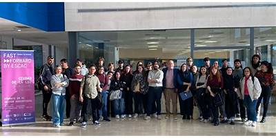 ESCUELA SUPERIOR DE CINE Y MULTIMEDIA ILUMINA